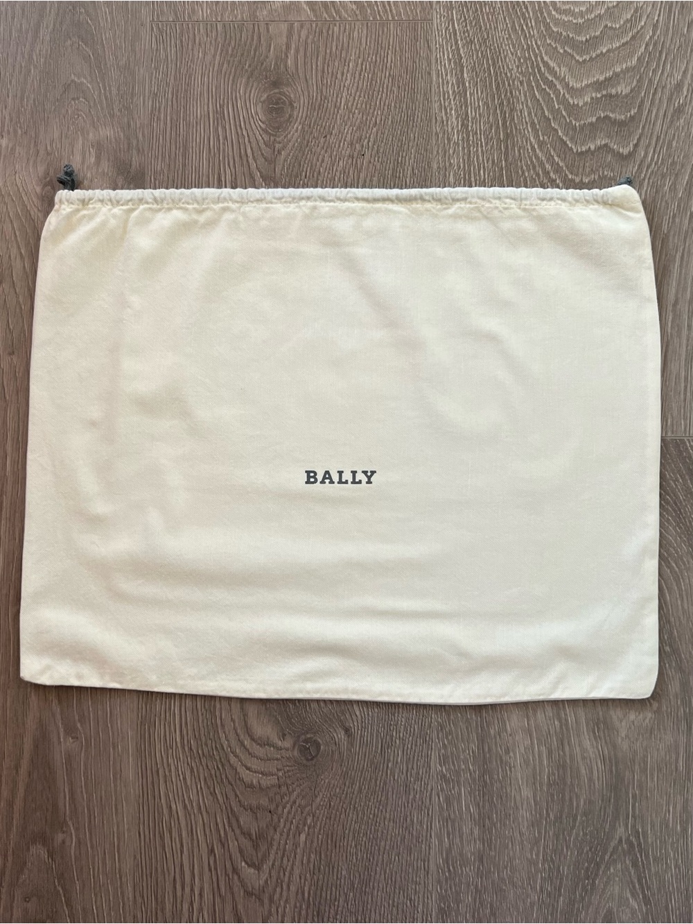 Bally dust bag (C550)